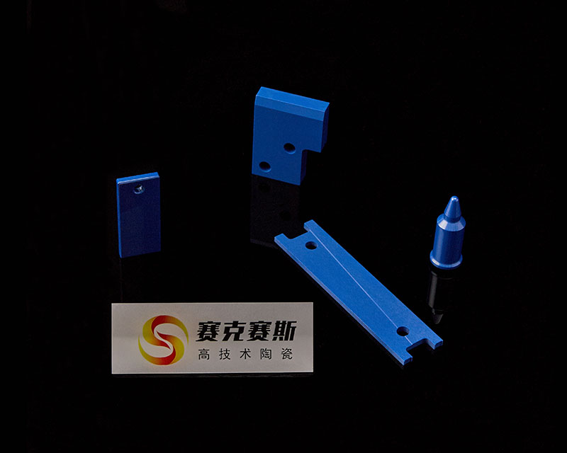 �{ɫ�����